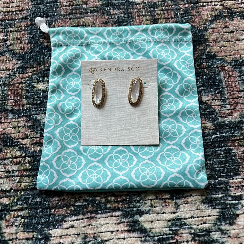 Kendra Scott Aston Stud